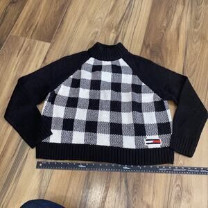 Tommy Jeans Sweater Black and White Plaid L/G Knit Long Sleeve